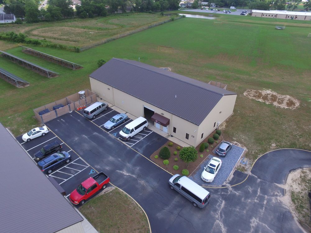 Venture Business Center: 180-187 Kent Dr, Seaford, DE 19973